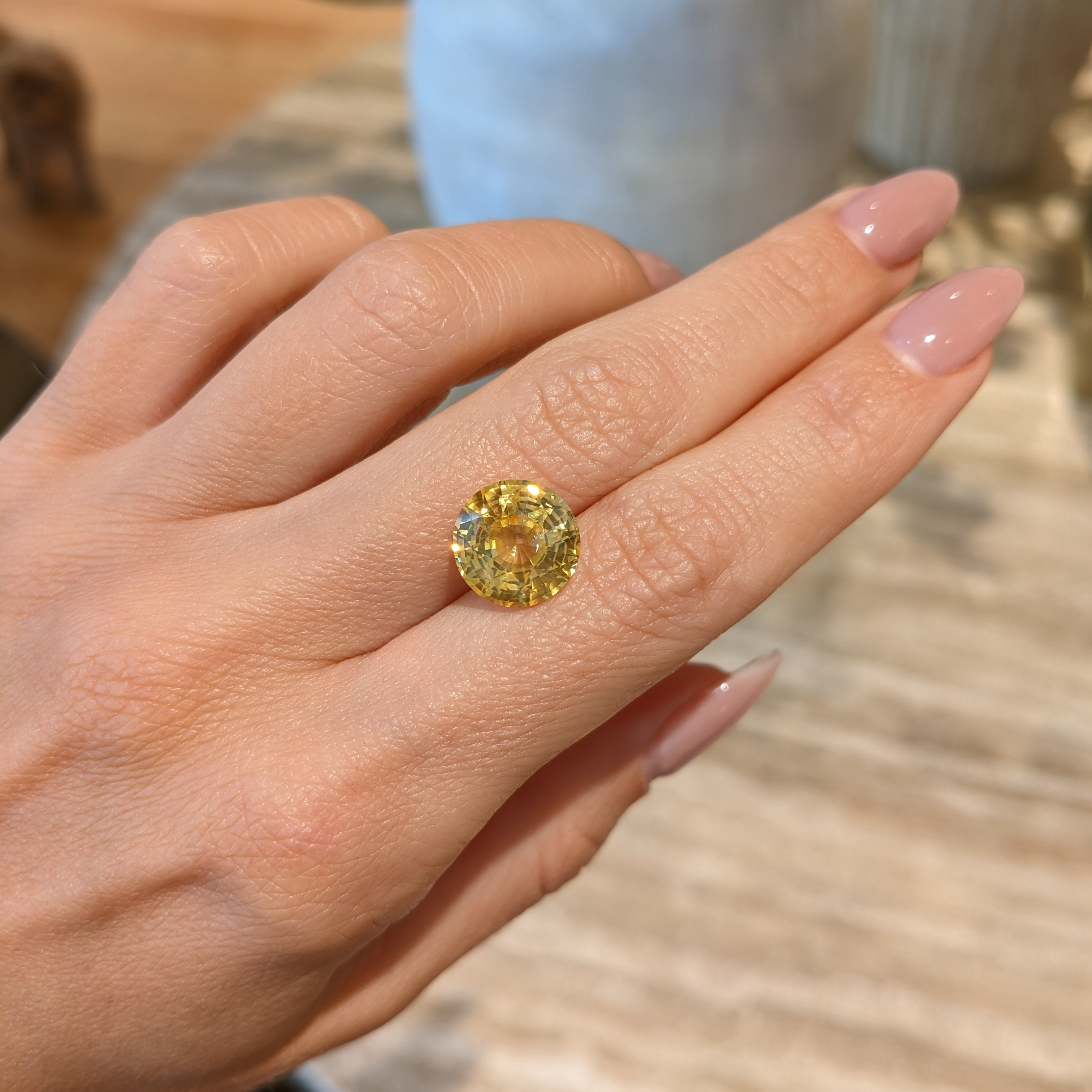 Yellow Men's Sapphire Ring 7.00 Ct. 18K Yellow Gold | The