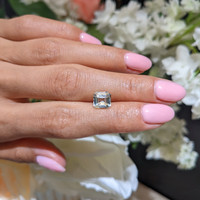 3.05 Ct. White Sapphire from Ceylon (Sri Lanka) Life Style
