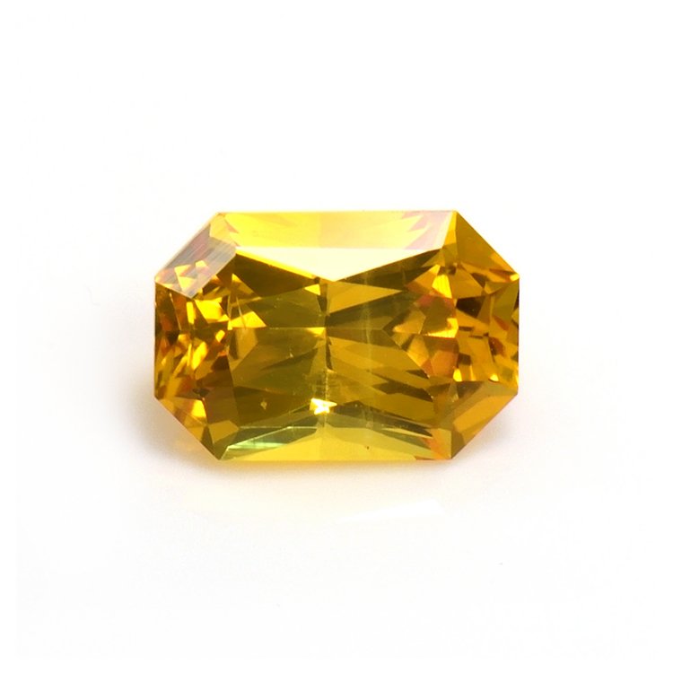 Loose Yellowish Orange Sapphire - Radiant 0.71 Ct. - #Y5401 | The