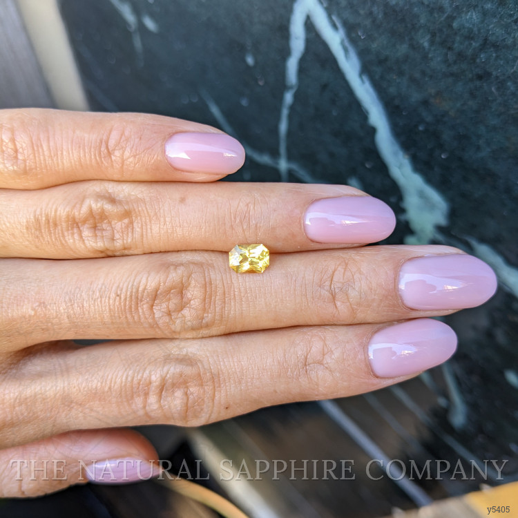 1.03 Ct. Yellow Sapphire from Ceylon (Sri Lanka)