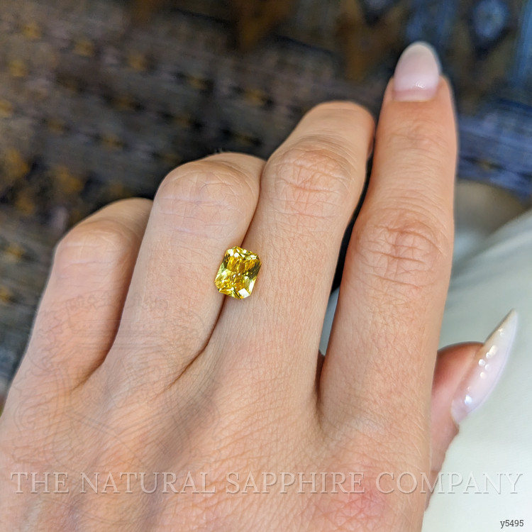 1.52 Ct. Yellow Sapphire from Ceylon (Sri Lanka)